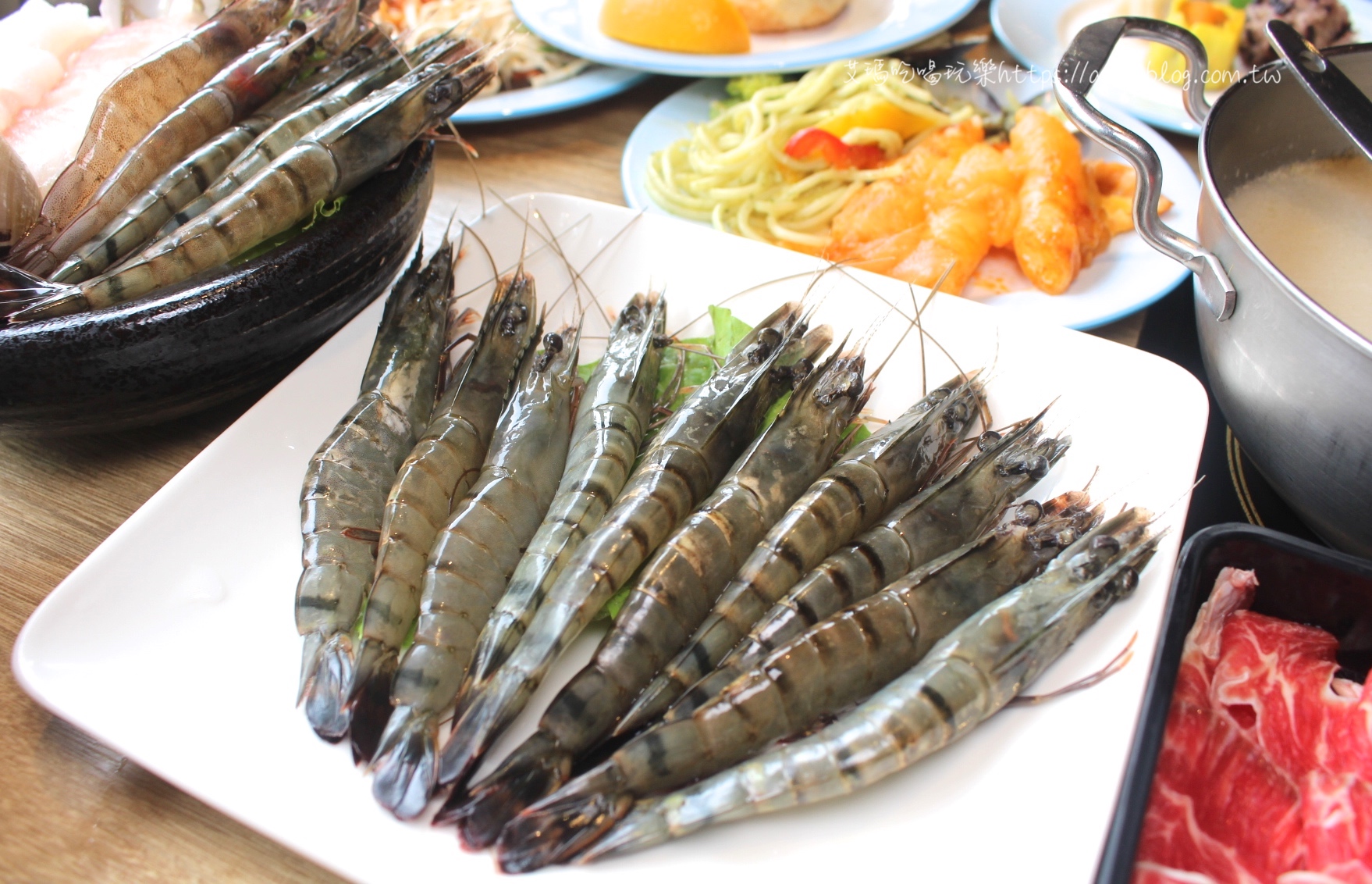 〖鬥牛士二鍋〗北部唯一在桃園!最便宜只要328元吃到飽.上百種食材隨你吃.每日限量“大仙肉盤”必訂 〖鬥牛士二鍋〗北部唯一在桃園!最便宜只要328元吃到飽.上百種食材隨你吃.每日限量“大仙肉盤”必訂