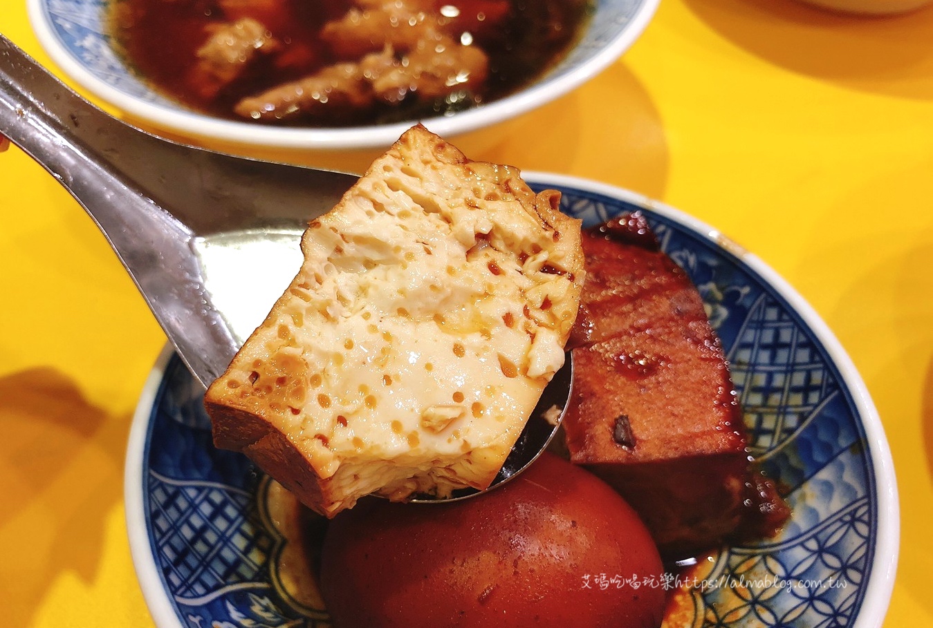 台灣小吃,安徽准南牛肉湯,小王煮瓜,必比登推介名單,昶鴻麵點,源芳刈包,老麵胡椒餅,菊花麵,華西街美食,香菇滷肉飯,香蔥餅