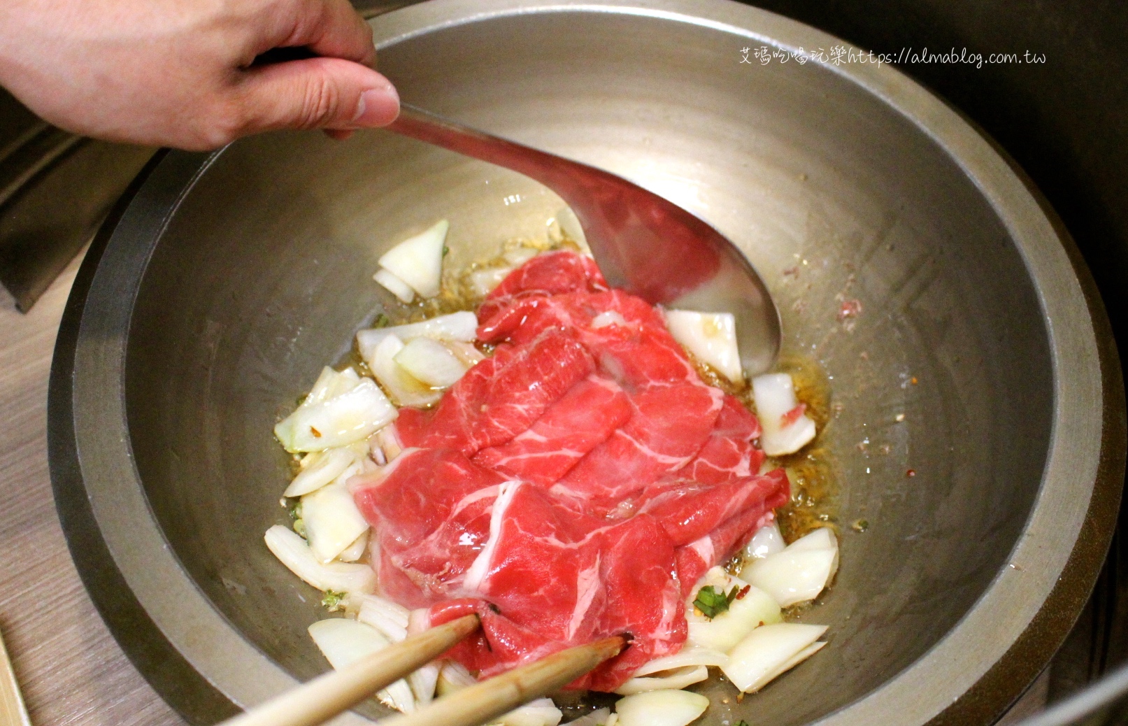 石の飽石頭火鍋