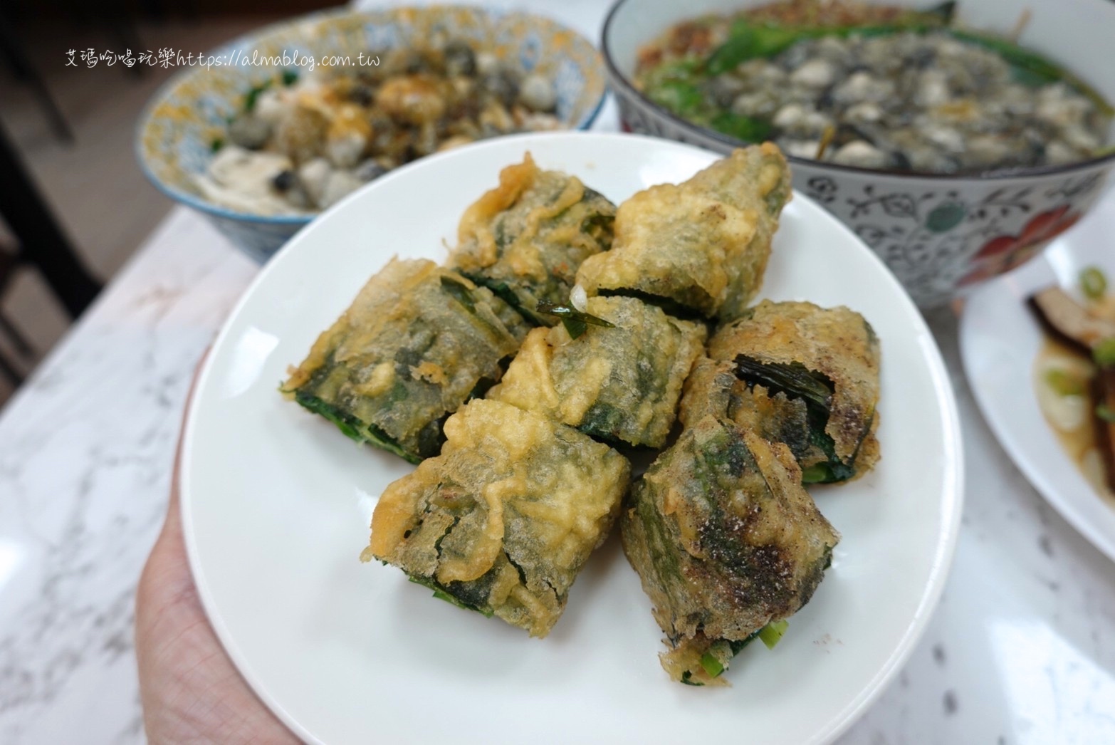 〖東石鮮蚵〗痛風走開！嘉義東石產地直達．每碗鮮蚵都是滿滿滿．蚵嗲超酥脆Ｘ炸蔥段