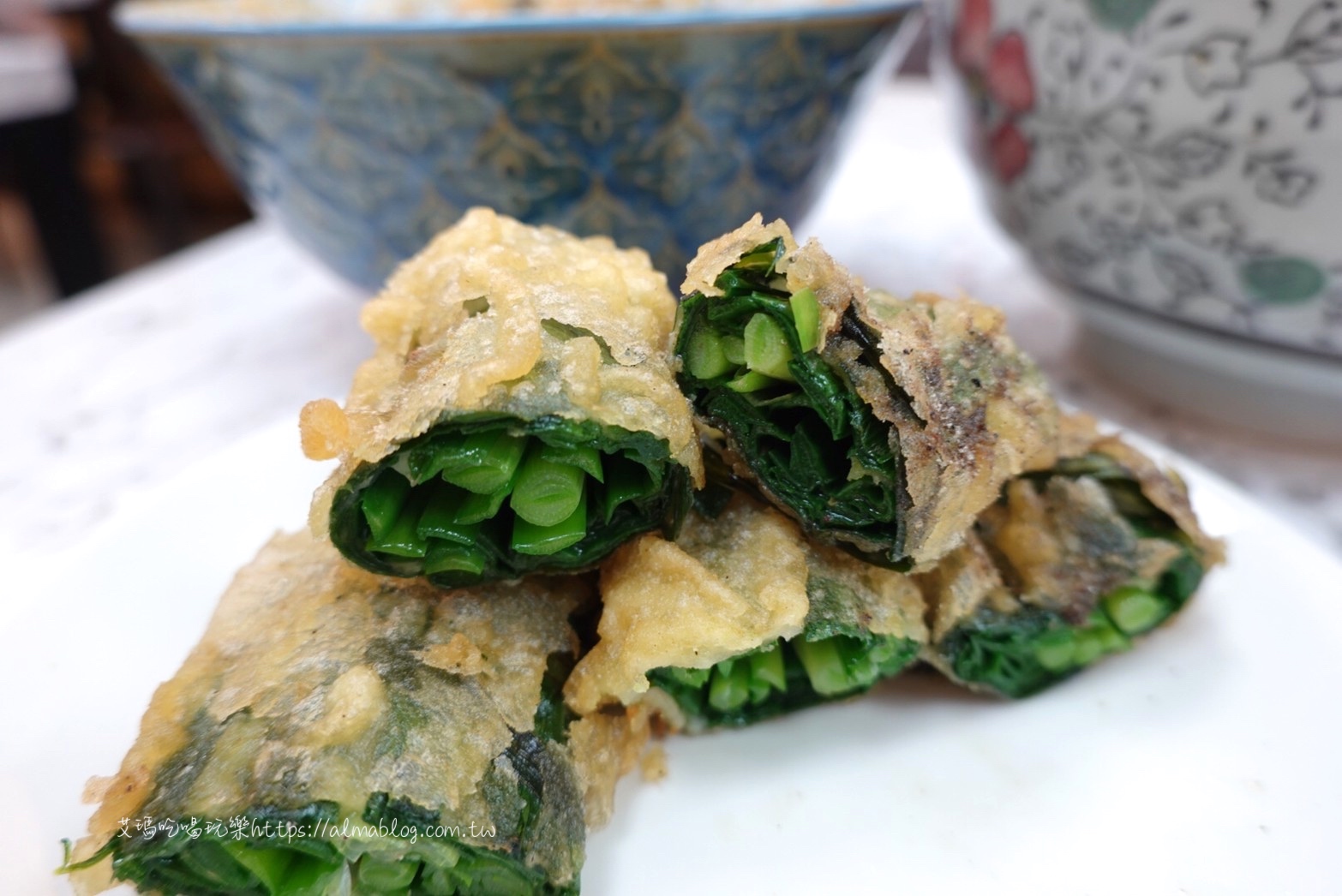 〖東石鮮蚵〗痛風走開！嘉義東石產地直達．每碗鮮蚵都是滿滿滿．蚵嗲超酥脆Ｘ炸蔥段
