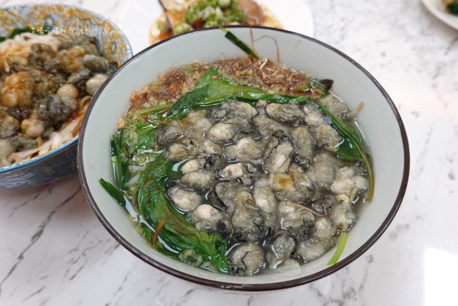 〖東石鮮蚵〗痛風走開！嘉義東石產地直達．每碗鮮蚵都是滿滿滿．蚵嗲超酥脆Ｘ炸蔥段