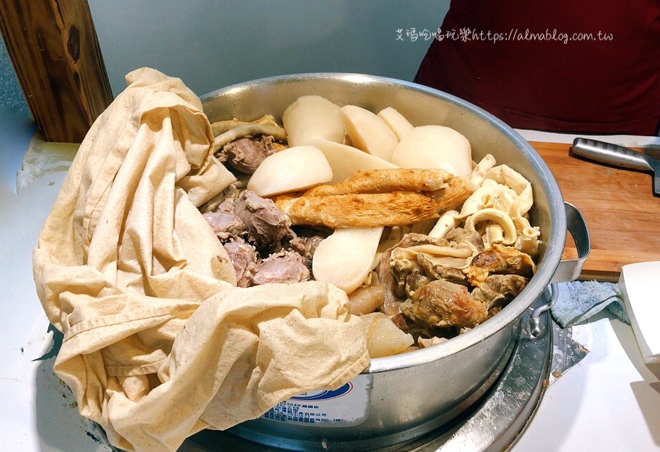 〖〖EQ手工大腸圈〗不用跑基隆！桃園就能吃到65年老字號．古早味手工大腸圈、吉古拉、豬肺