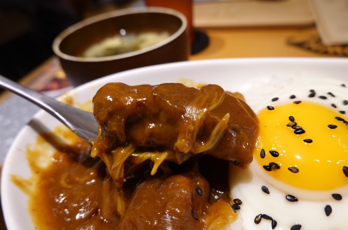 〖佐藤咖哩Sato Curry〗網友票選TOP必吃.日本埼玉縣來的咖喱! 一定要加辣的カレーライス?還要搭配半熟蛋 〖佐藤咖哩Sato Curry〗網友票選TOP必吃.日本埼玉縣來的咖喱! 一定要加辣的カレーライス?還要搭配半熟蛋