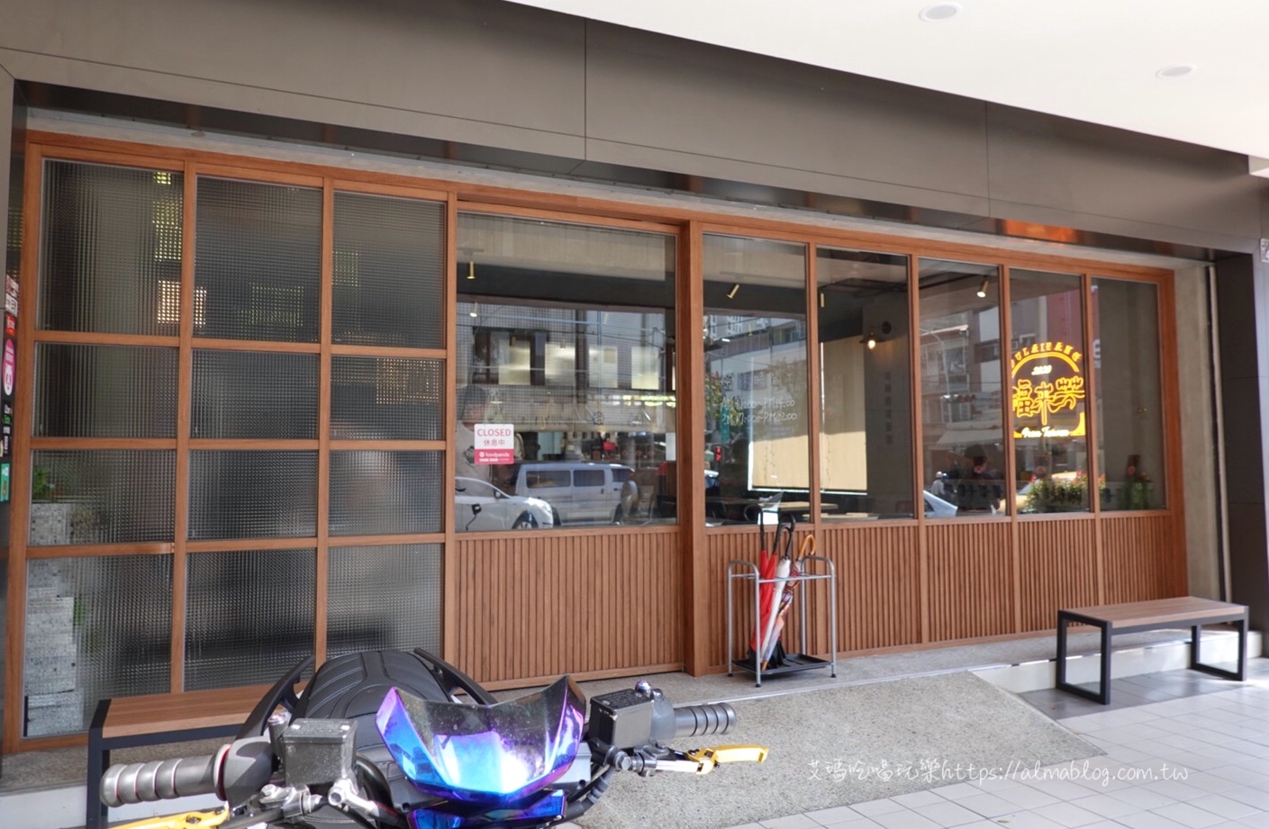 台中美食,國民小吃,川辣滷肉飯,港式胡椒蛤蠣煲湯,滷肉飯,福來芳x川辣銷魂飯館,老饕滷肉飯,豬油拌飯,香菇蛤蠣雞,麻油乾麵線,麻辣豆腐鴨血泡麵 台中美食,國民小吃,川辣滷肉飯,港式胡椒蛤蠣煲湯,滷肉飯,福來芳x川辣銷魂飯館,老饕滷肉飯,豬油拌飯,香菇蛤蠣雞,麻油乾麵線,麻辣豆腐鴨血泡麵
