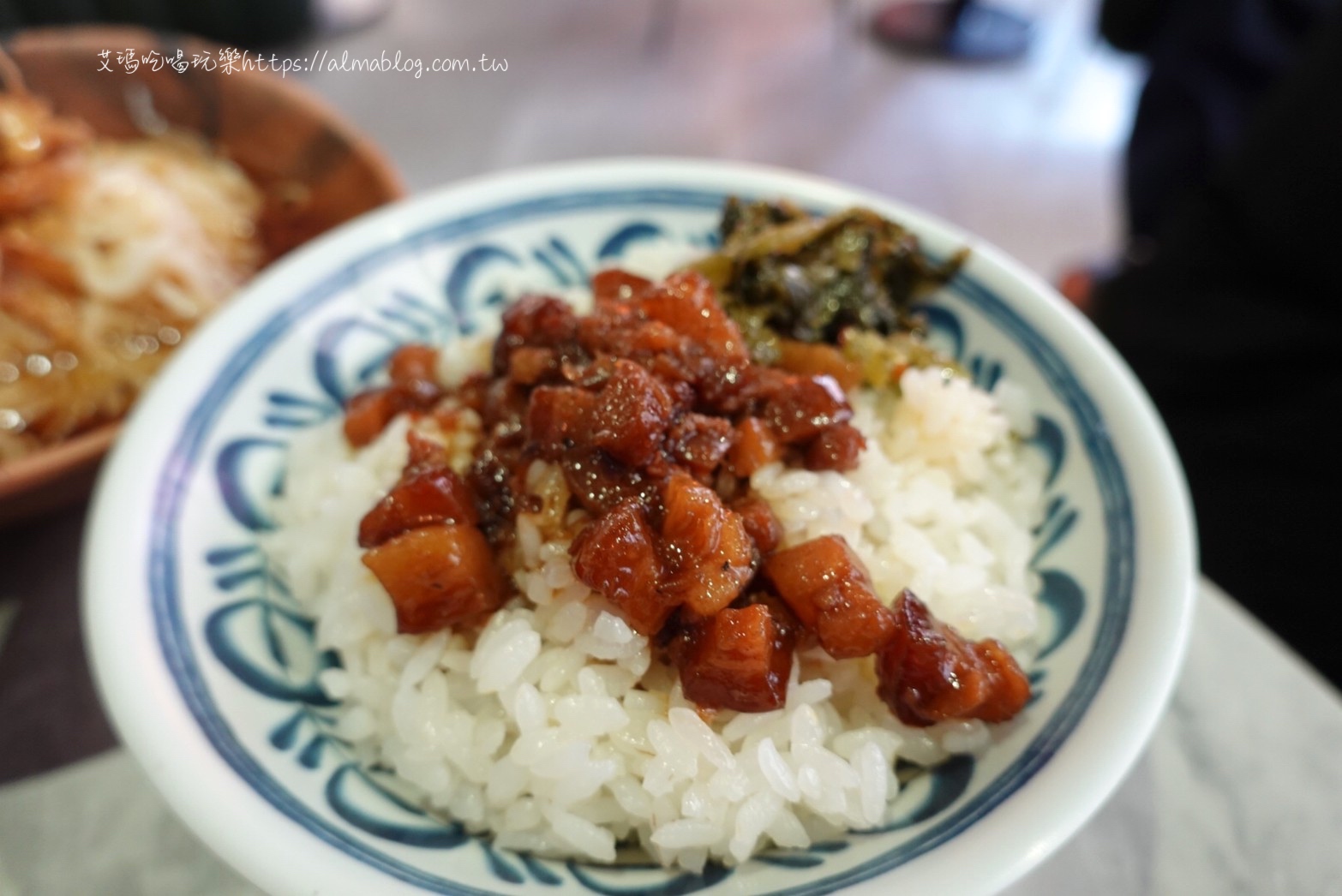 台中美食,國民小吃,川辣滷肉飯,港式胡椒蛤蠣煲湯,滷肉飯,福來芳x川辣銷魂飯館,老饕滷肉飯,豬油拌飯,香菇蛤蠣雞,麻油乾麵線,麻辣豆腐鴨血泡麵