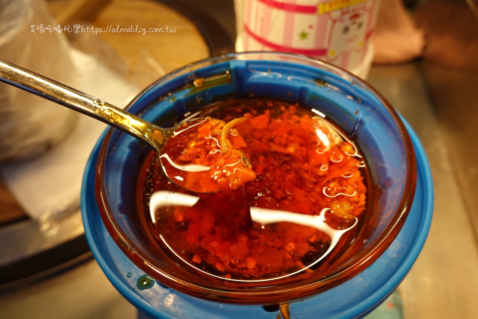 在地10年以上庶民小吃!熱賣上千顆煎餃.華麗轉身冰店.23年碳烤雞排.料超多的國王&鮮芋QQ 在地10年以上庶民小吃!熱賣上千顆煎餃.華麗轉身冰店.23年碳烤雞排.料超多的國王&鮮芋QQ