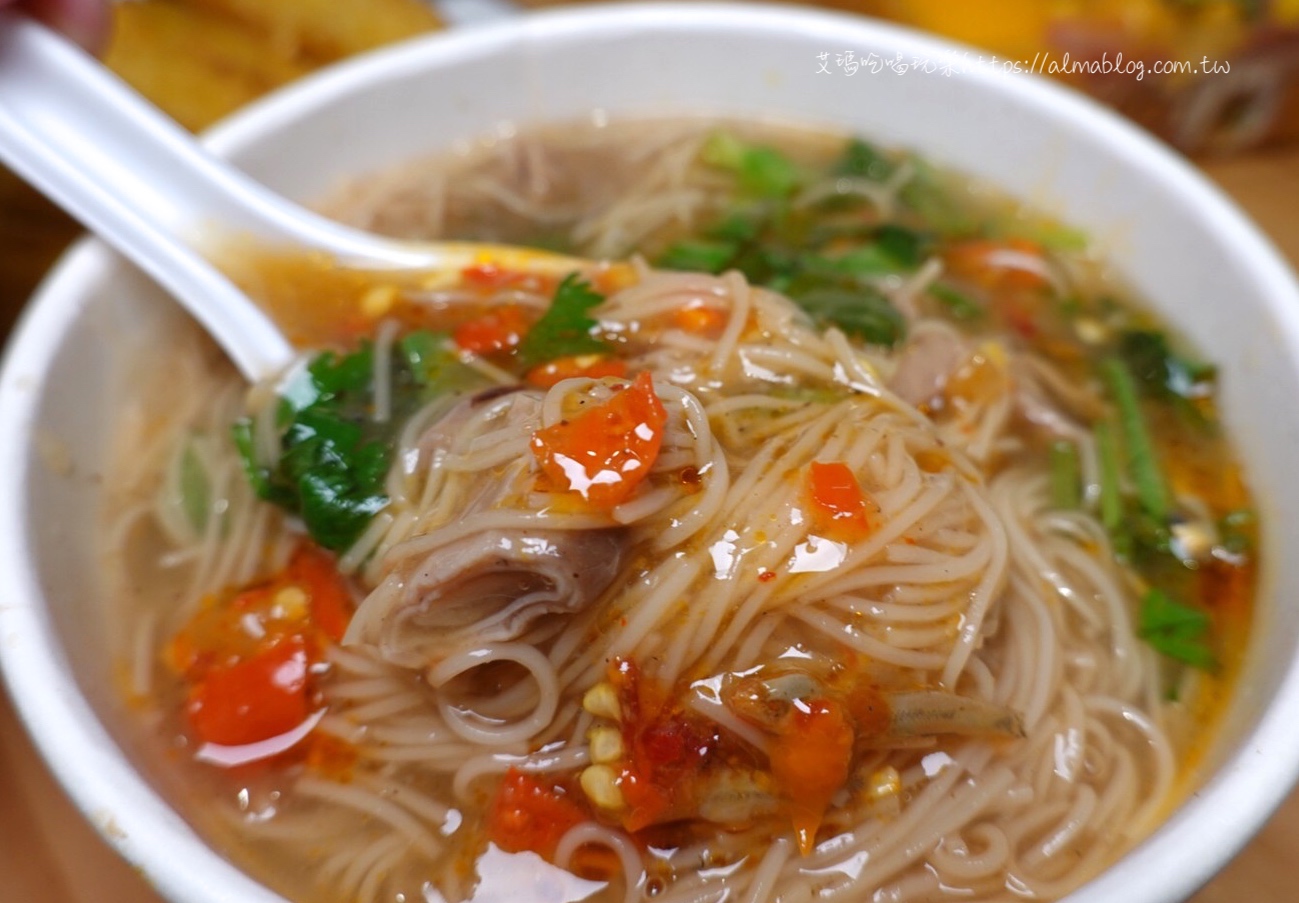 在地10年以上庶民小吃!熱賣上千顆煎餃.華麗轉身冰店.23年碳烤雞排.料超多的國王&鮮芋QQ 在地10年以上庶民小吃!熱賣上千顆煎餃.華麗轉身冰店.23年碳烤雞排.料超多的國王&鮮芋QQ