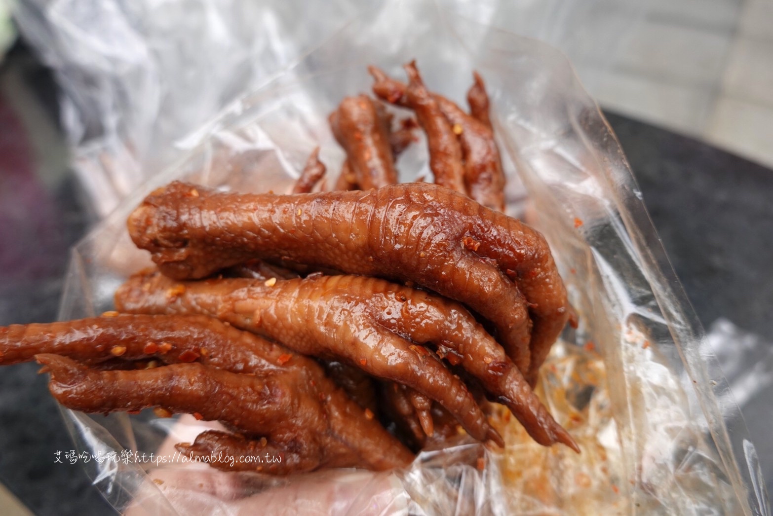 中壢美食,乾滷味,台灣小吃,忠貞市場,桃園滷味,眷村口麻辣滷味,米干,麻辣滷味