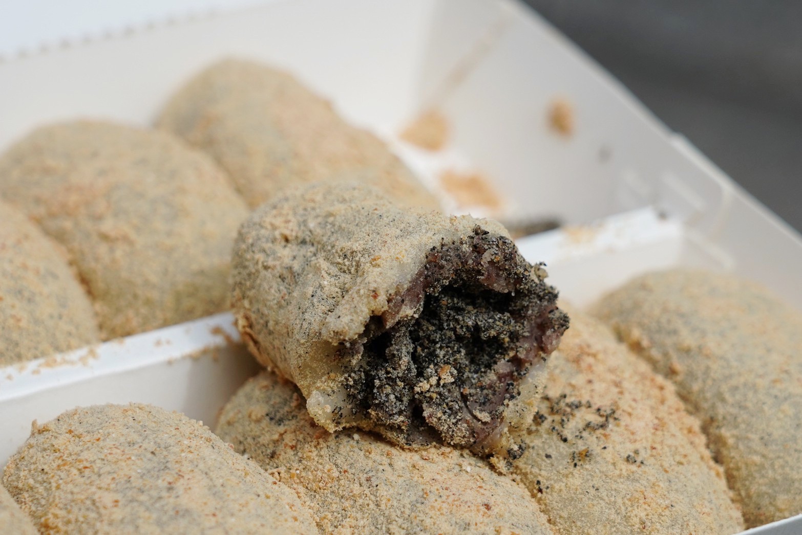 洪記草屯麻糬,台中美食,胖胖麻糬,麻糬, 洪記草屯麻糬,台中美食,胖胖麻糬,麻糬,
