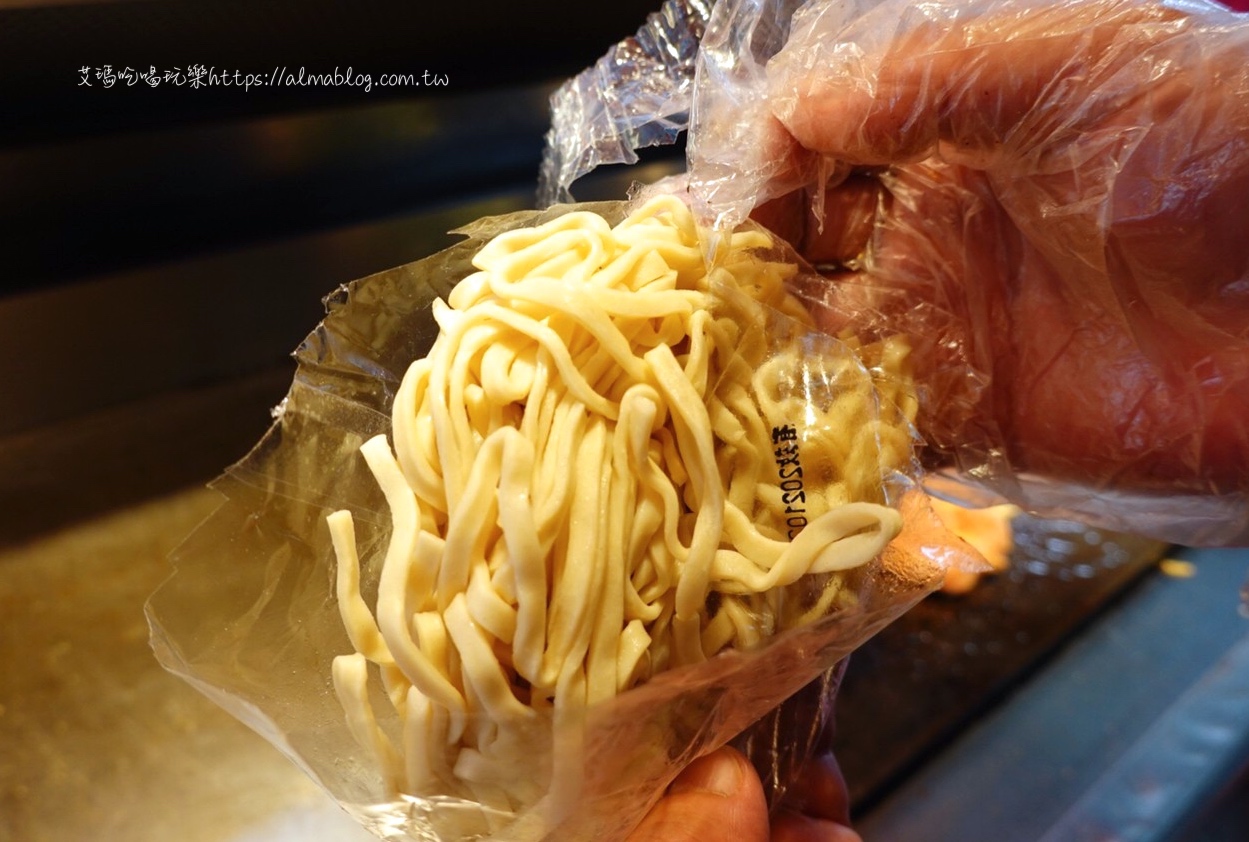 〖彭阿星鐵板燒沙威瑪〗街邊鐵板料理!超銷魂的沙威瑪.爆炸起司骰子牛.整隻去骨雞腿排+鐵板麵 〖彭阿星鐵板燒沙威瑪〗街邊鐵板料理!超銷魂的沙威瑪.爆炸起司骰子牛.整隻去骨雞腿排+鐵板麵