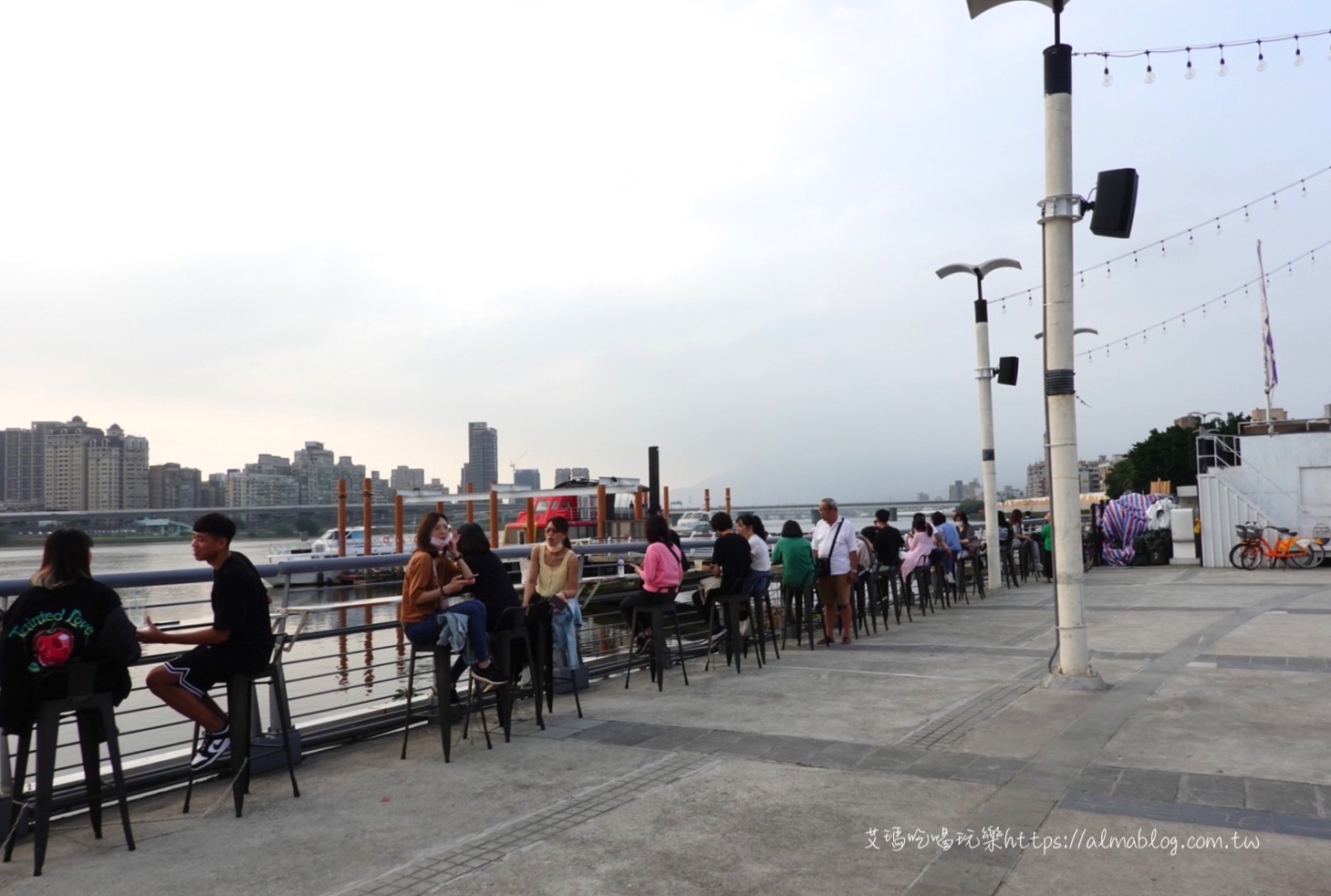 I LOVE BOW 我愛豹豹,台北好玩,台北景點,大稻埕碼頭,貨櫃市集 I LOVE BOW 我愛豹豹,台北好玩,台北景點,大稻埕碼頭,貨櫃市集