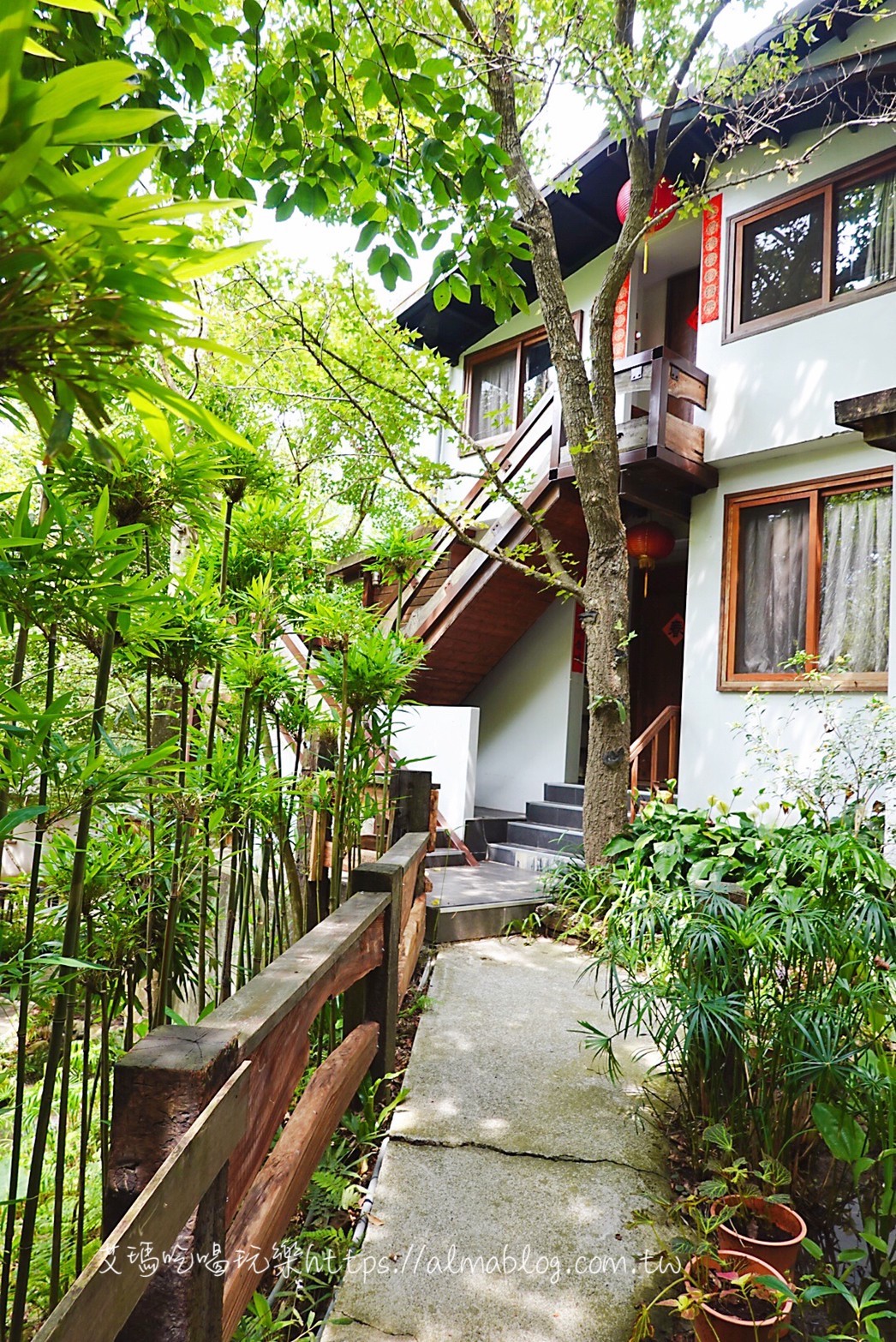 卓也小屋,卓也書園子,彩色包子,粉粿,苗栗景點 卓也小屋,卓也書園子,彩色包子,粉粿,苗栗景點