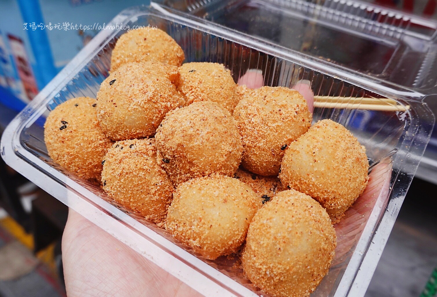 台灣小吃,新北美食,阿婆豬血糕,鶯歌老街,麻糬
