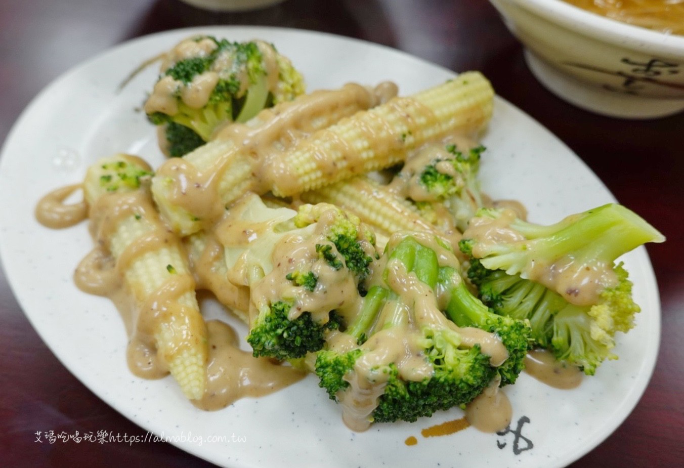 中壢美食,台灣小吃,四味飄香,臭豆腐,蚵仔麵線 中壢美食,台灣小吃,四味飄香,臭豆腐,蚵仔麵線