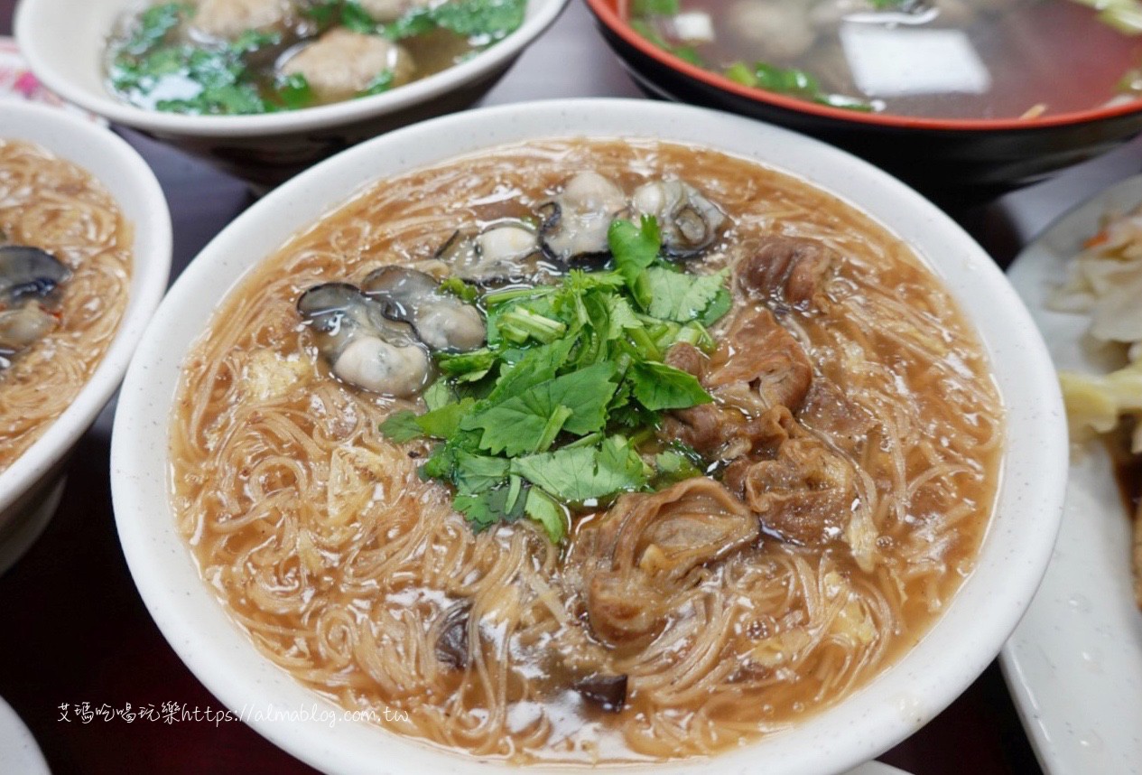 中壢美食,台灣小吃,四味飄香,臭豆腐,蚵仔麵線 中壢美食,台灣小吃,四味飄香,臭豆腐,蚵仔麵線