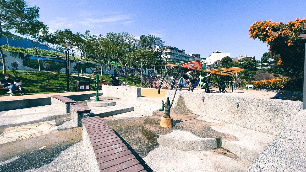 免費景點,新北公園,永吉公園,炮仗花 免費景點,新北公園,永吉公園,炮仗花