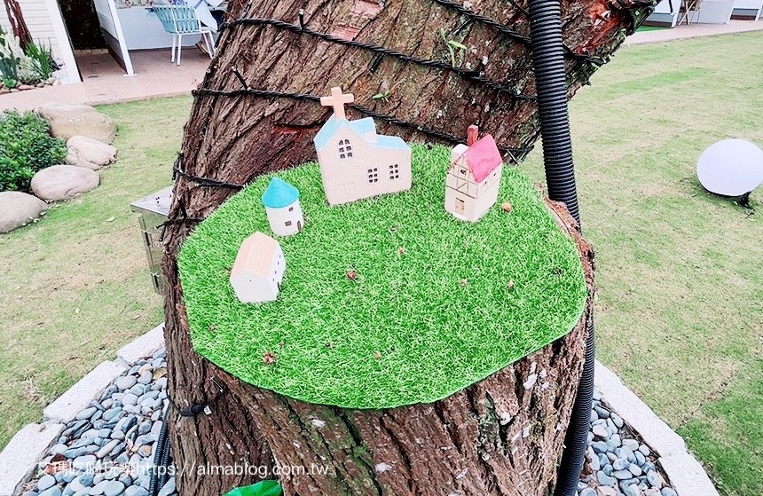 〖玫瑰左岸莊園 InnRose〗座落老街下的秘密基地！歐式莊園民宿．玻璃屋低消80元起．戶外小花園超好拍