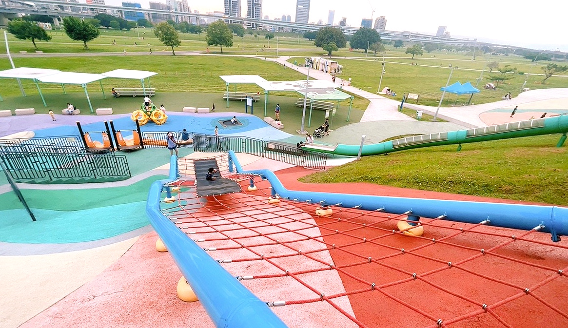 台北好玩,大都會公園熊猴森樂園,新北公園,水樂園