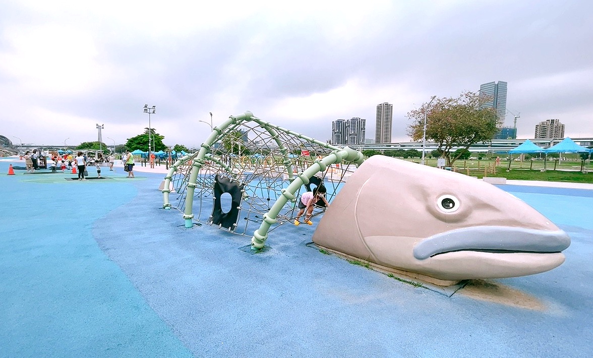 台北好玩,大都會公園熊猴森樂園,新北公園,水樂園