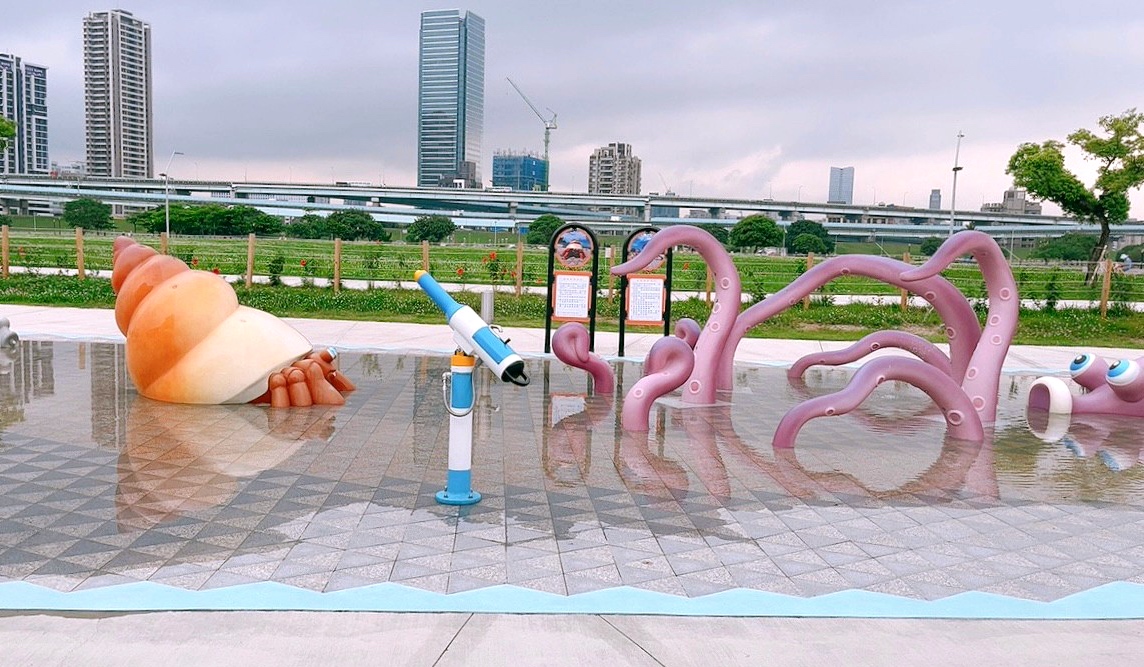 台北好玩,大都會公園熊猴森樂園,新北公園,水樂園