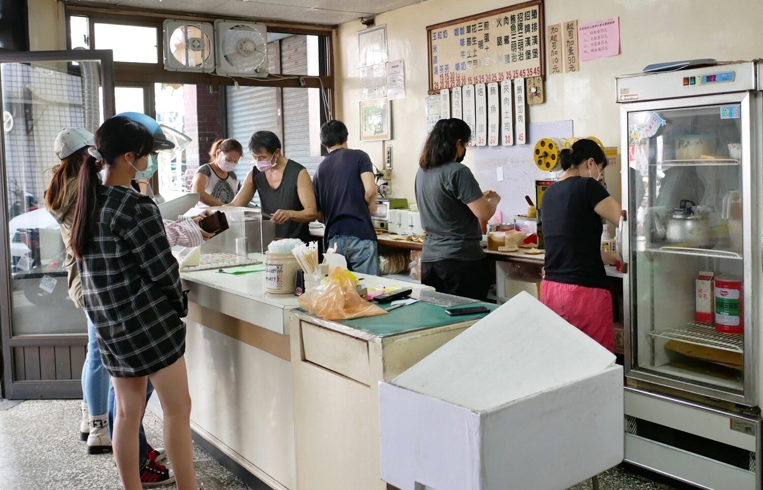明峯早餐店