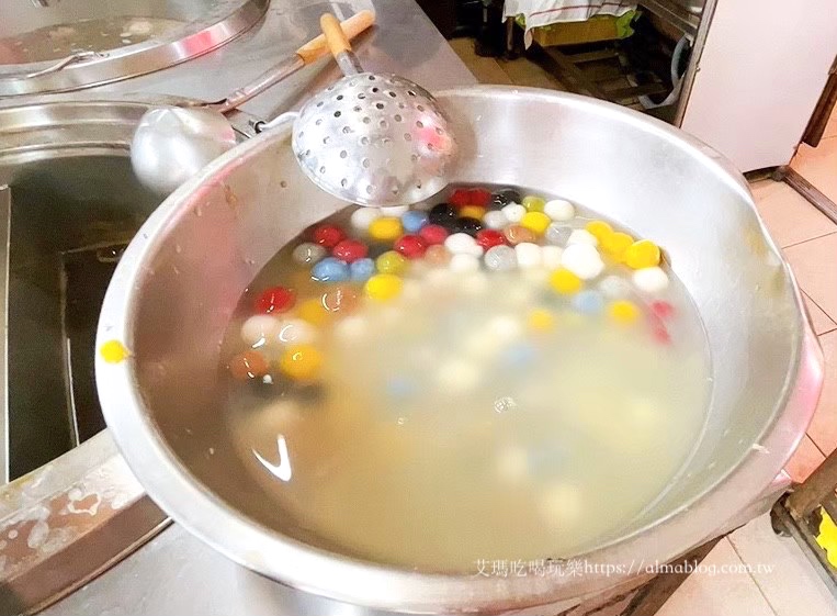 南部美食,埔里美食,小湯圓,彩色湯圓,滷肉飯,蘇媽媽湯圓,鮮肉湯圓 南部美食,埔里美食,小湯圓,彩色湯圓,滷肉飯,蘇媽媽湯圓,鮮肉湯圓