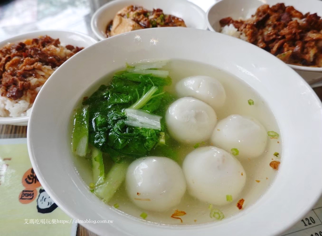 南部美食,埔里美食,小湯圓,彩色湯圓,滷肉飯,蘇媽媽湯圓,鮮肉湯圓 南部美食,埔里美食,小湯圓,彩色湯圓,滷肉飯,蘇媽媽湯圓,鮮肉湯圓