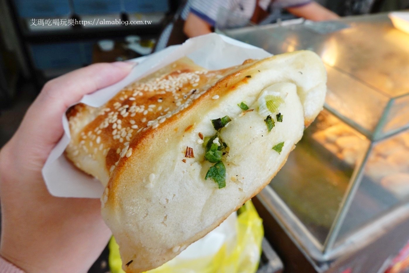 三重美食,台北美食,燒餅,碳烤燒餅小酥餅,酥餅,銅板小吃