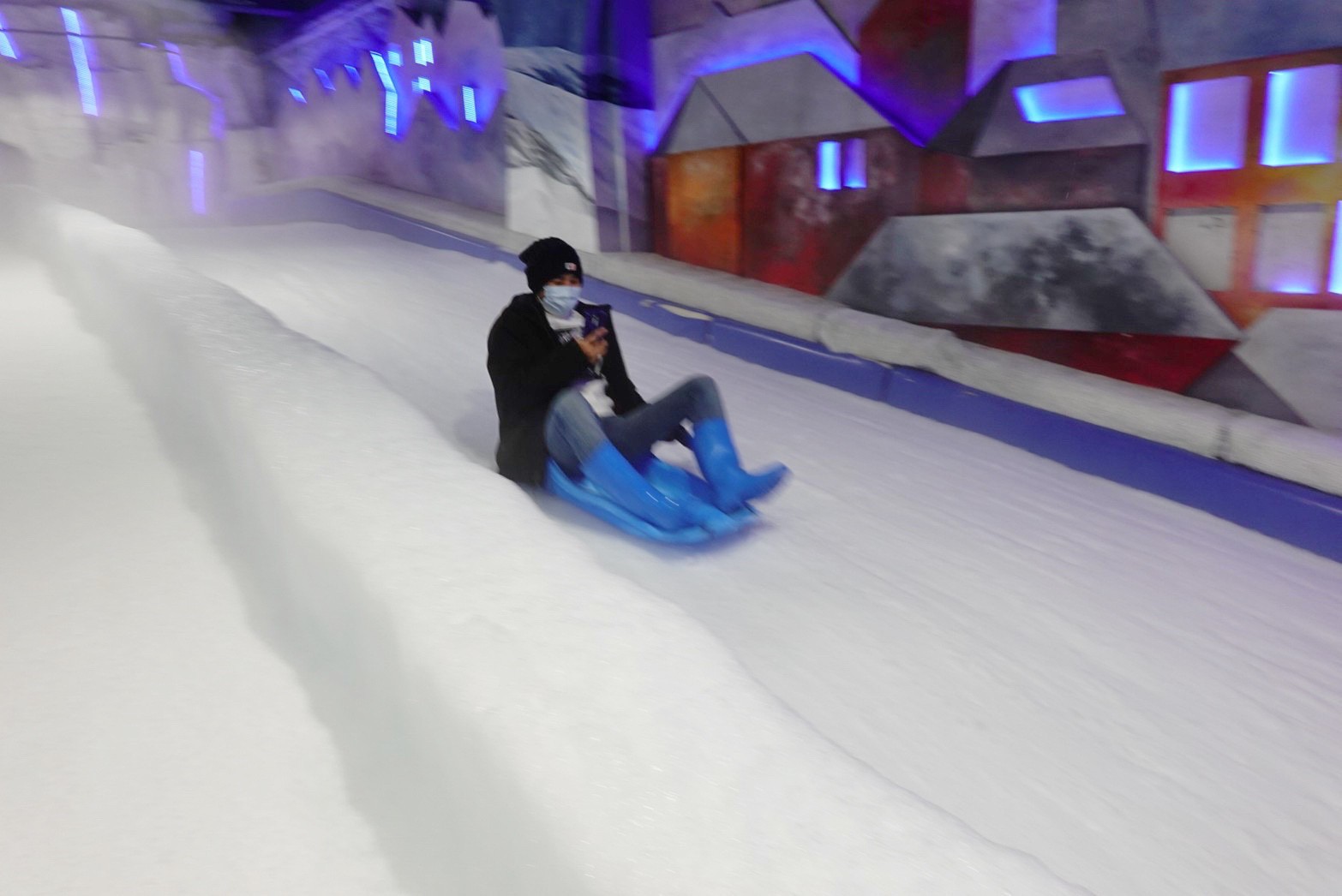 20度恆溫雪場,SNOWTOWN 雪樂地,台中三井,台中好玩,巧虎好朋友雪之旅,滑雪
