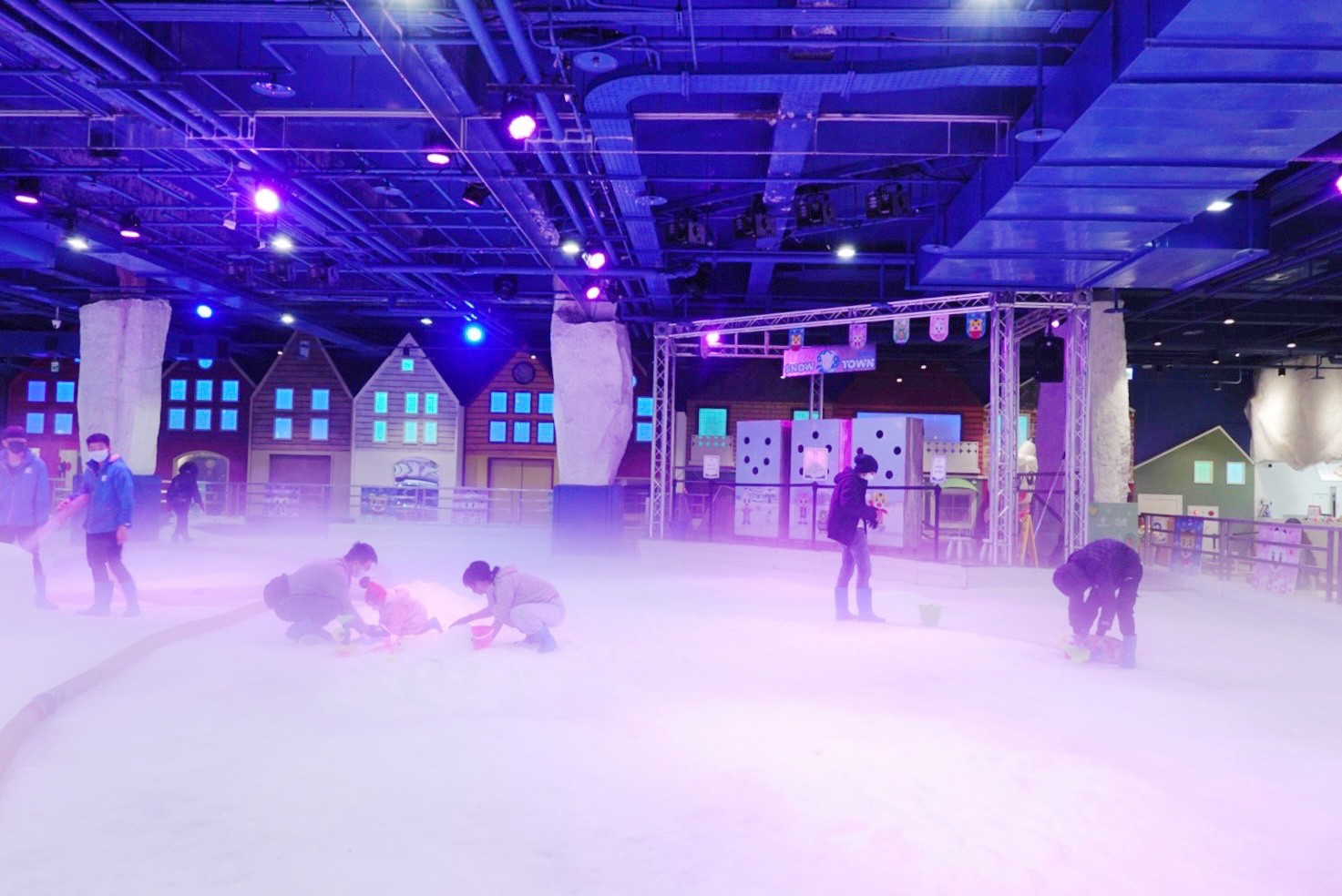 20度恆溫雪場,SNOWTOWN 雪樂地,台中三井,台中好玩,巧虎好朋友雪之旅,滑雪