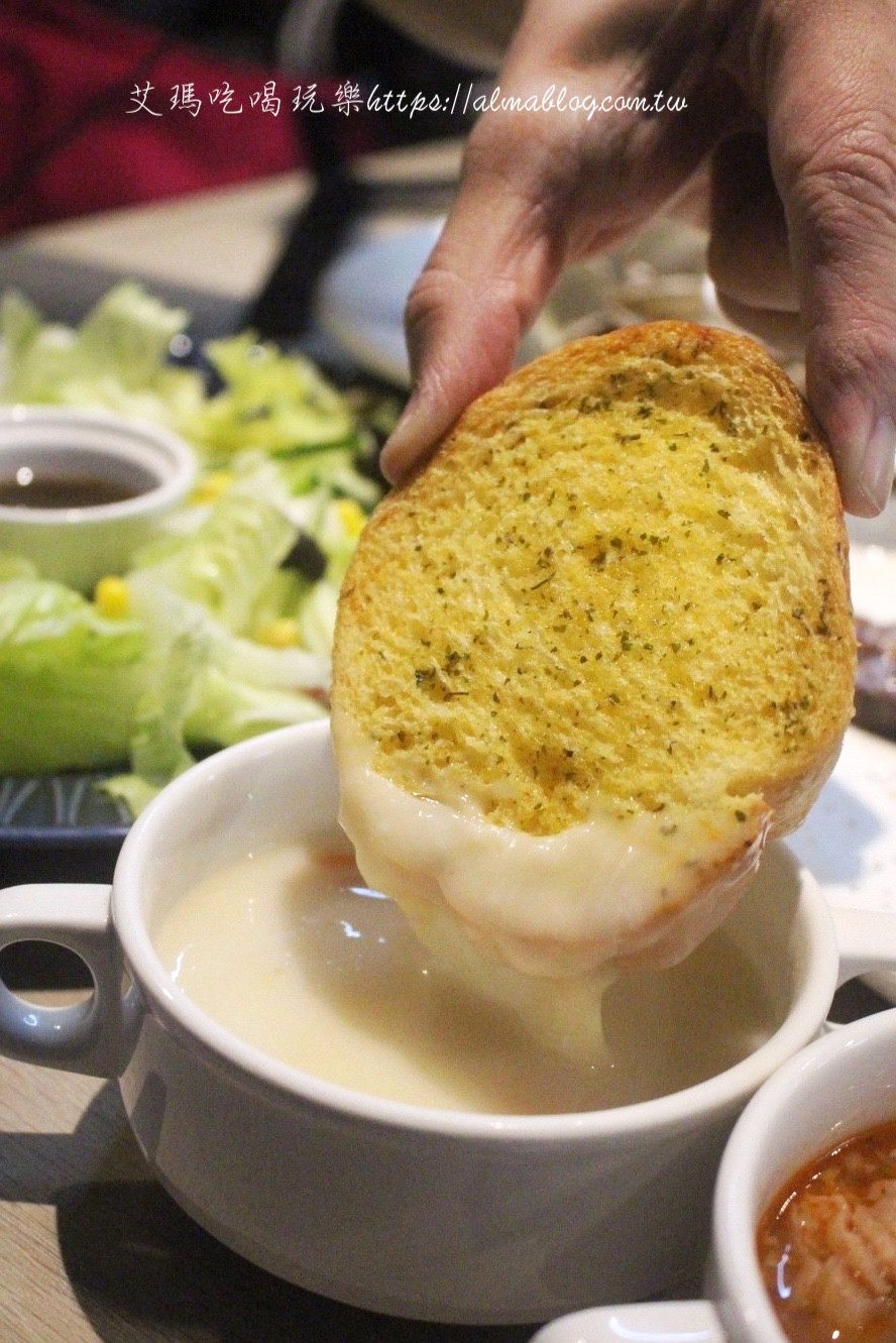 原肉塊濕式熟成技術,台北美食,吃到飽,瀧厚炙燒牛排大安店,炙燒豬排,牛排,肋眼牛排