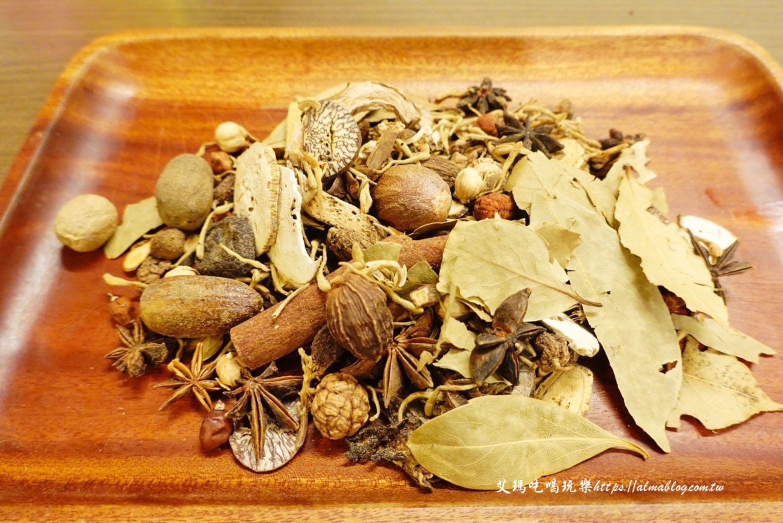 桃園美食,韓廚 × 川渝老味,韓式料理,麻辣滷味 桃園美食,韓廚 × 川渝老味,韓式料理,麻辣滷味