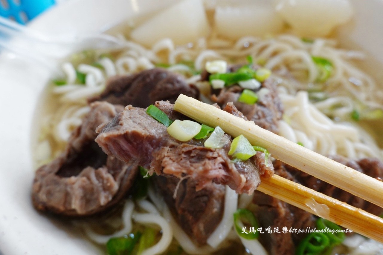 文華牛肉羊肉拉麵,新北美食,林口美食,清燉牛肉麵 文華牛肉羊肉拉麵,新北美食,林口美食,清燉牛肉麵