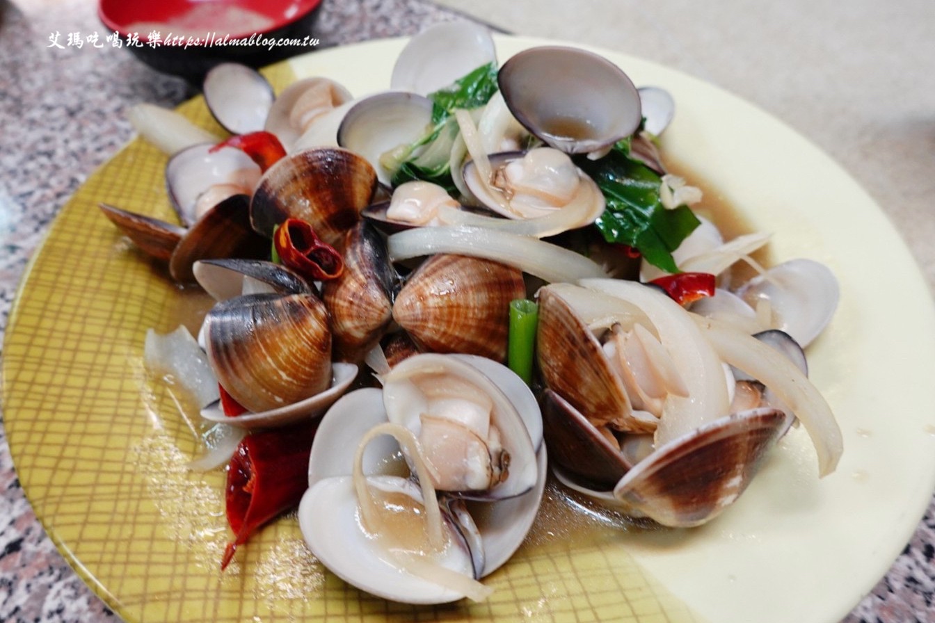 三峽美食,中式料理,大同橋甕仔雞,新北美食,烤雞,熱炒,甕仔雞,聚餐 三峽美食,中式料理,大同橋甕仔雞,新北美食,烤雞,熱炒,甕仔雞,聚餐