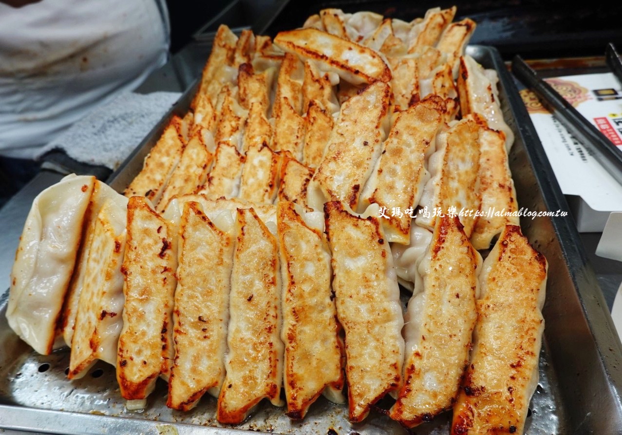 佳佳香鍋貼