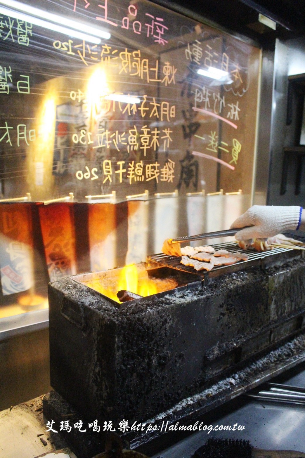 串燒,宵夜,居酒屋,新北美食,炭火燒烤,老串角居酒屋 串燒,宵夜,居酒屋,新北美食,炭火燒烤,老串角居酒屋