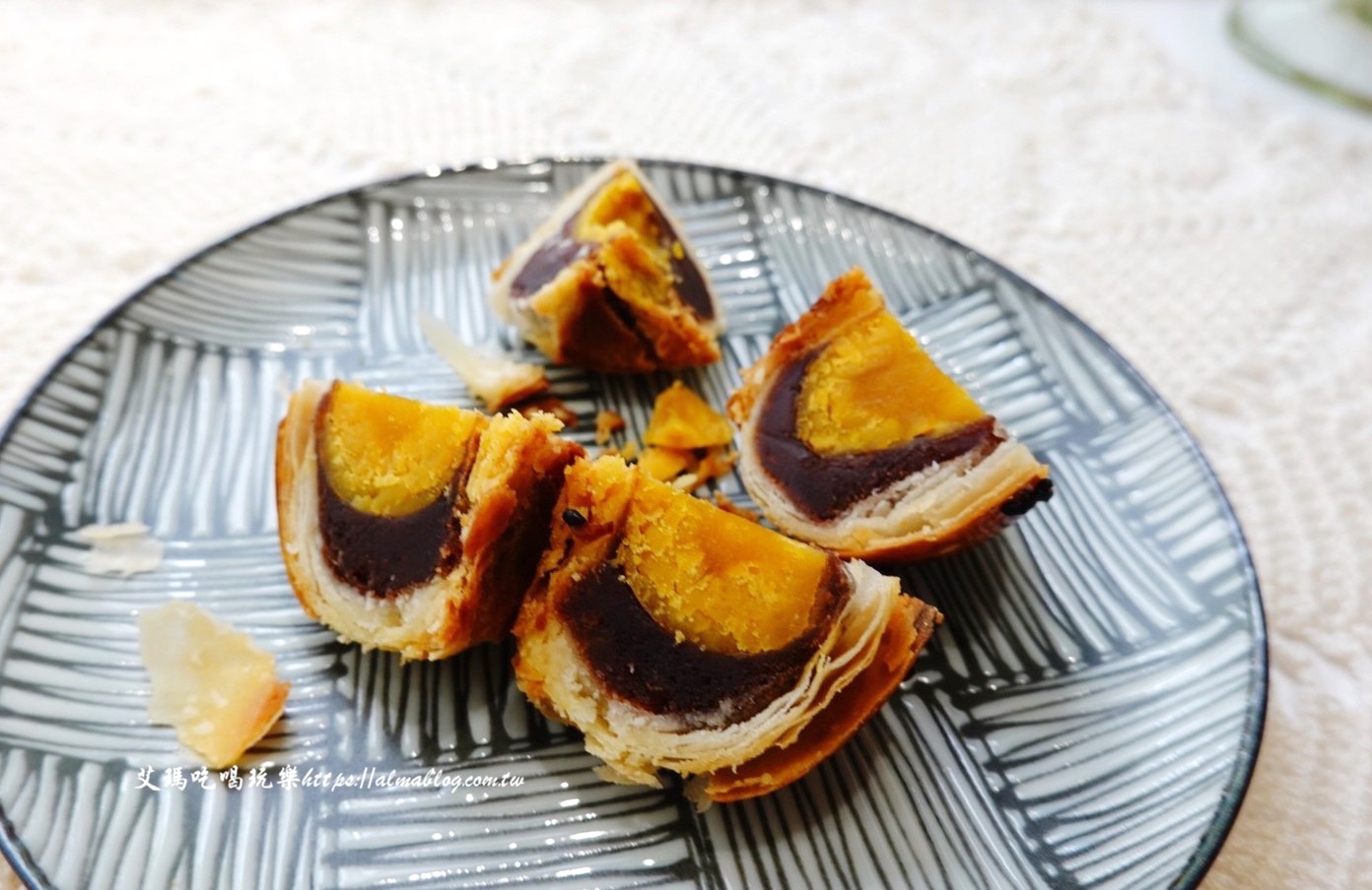 一格 une pâtisserie,咖啡館,平鎮美食,月餅,桃園美食,蛋黃酥,雲南餅