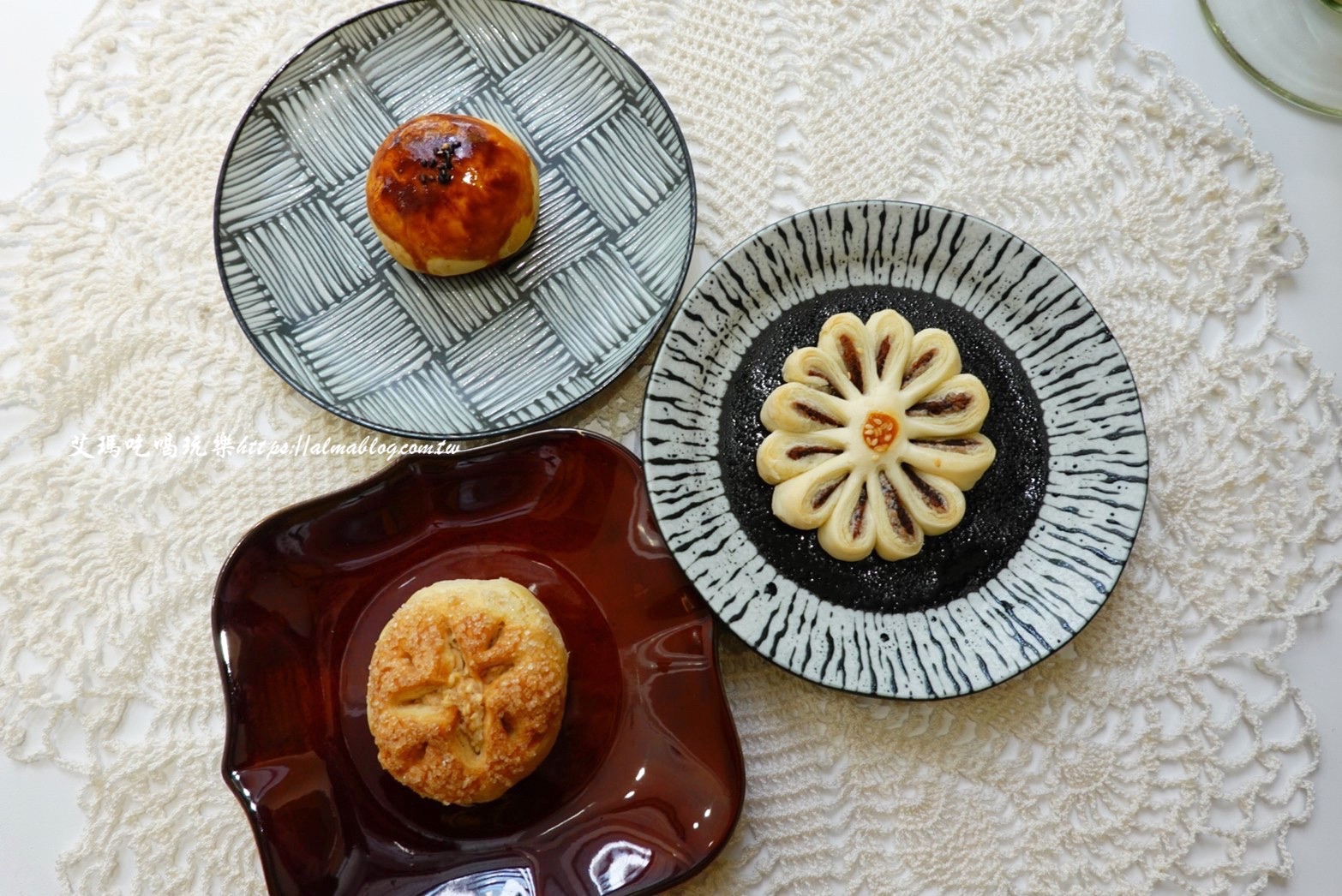 一格 une pâtisserie,咖啡館,平鎮美食,月餅,桃園美食,蛋黃酥,雲南餅 一格 une pâtisserie,咖啡館,平鎮美食,月餅,桃園美食,蛋黃酥,雲南餅