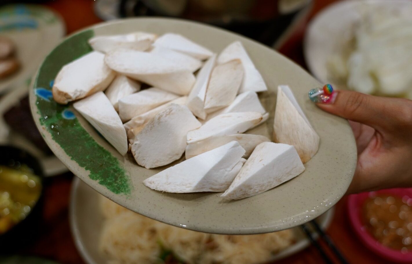 一盆薑母鴨,台灣番鴨牧場,吃到飽,食補,薑母鴨,麵線,臉盆薑母鴨,桃園美食,鍋物
