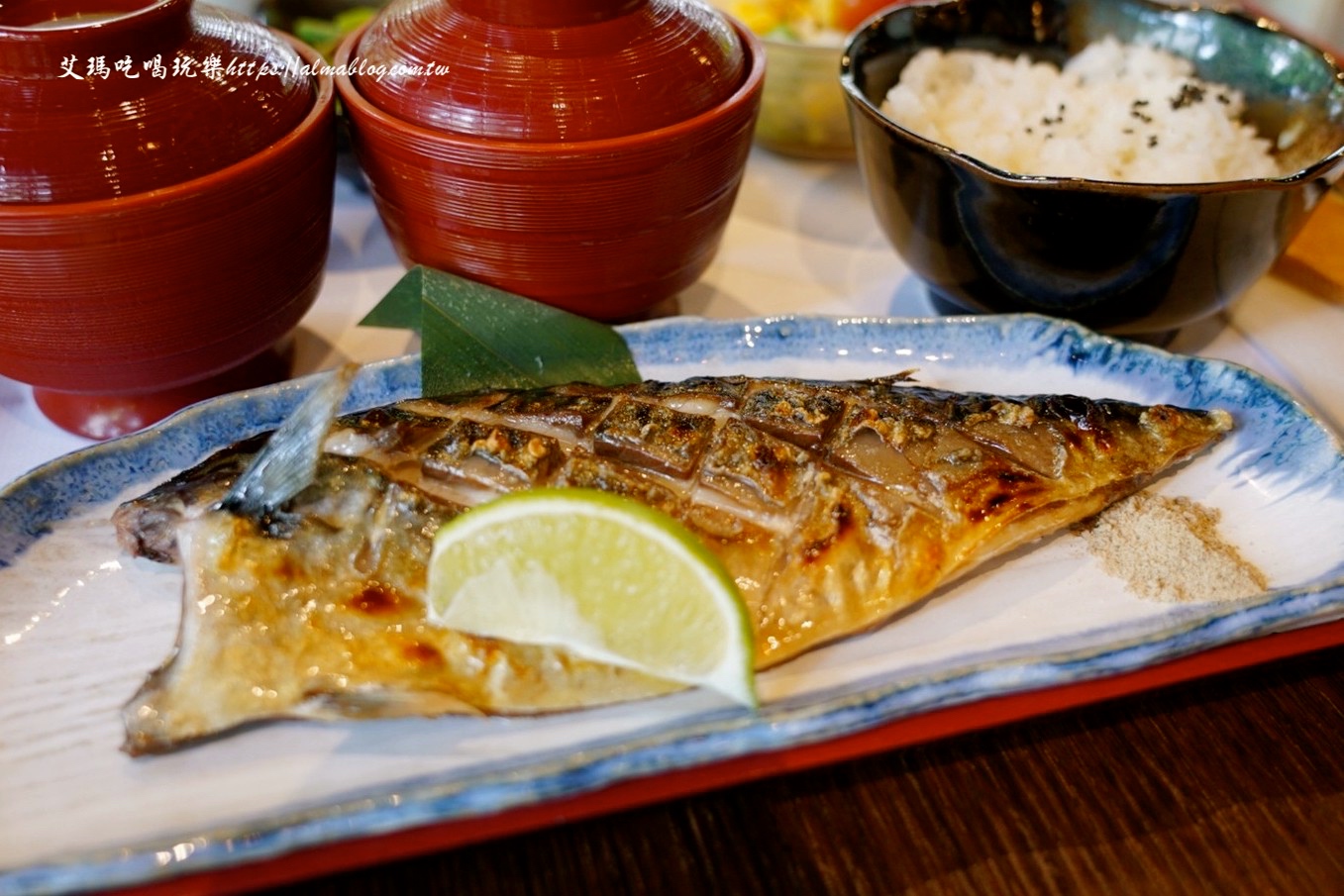 麗池畔,新竹公園,老宅,定食,日料,立體拉花,麗池生活美學館,餵食,公園,免費景點,鯖魚定食