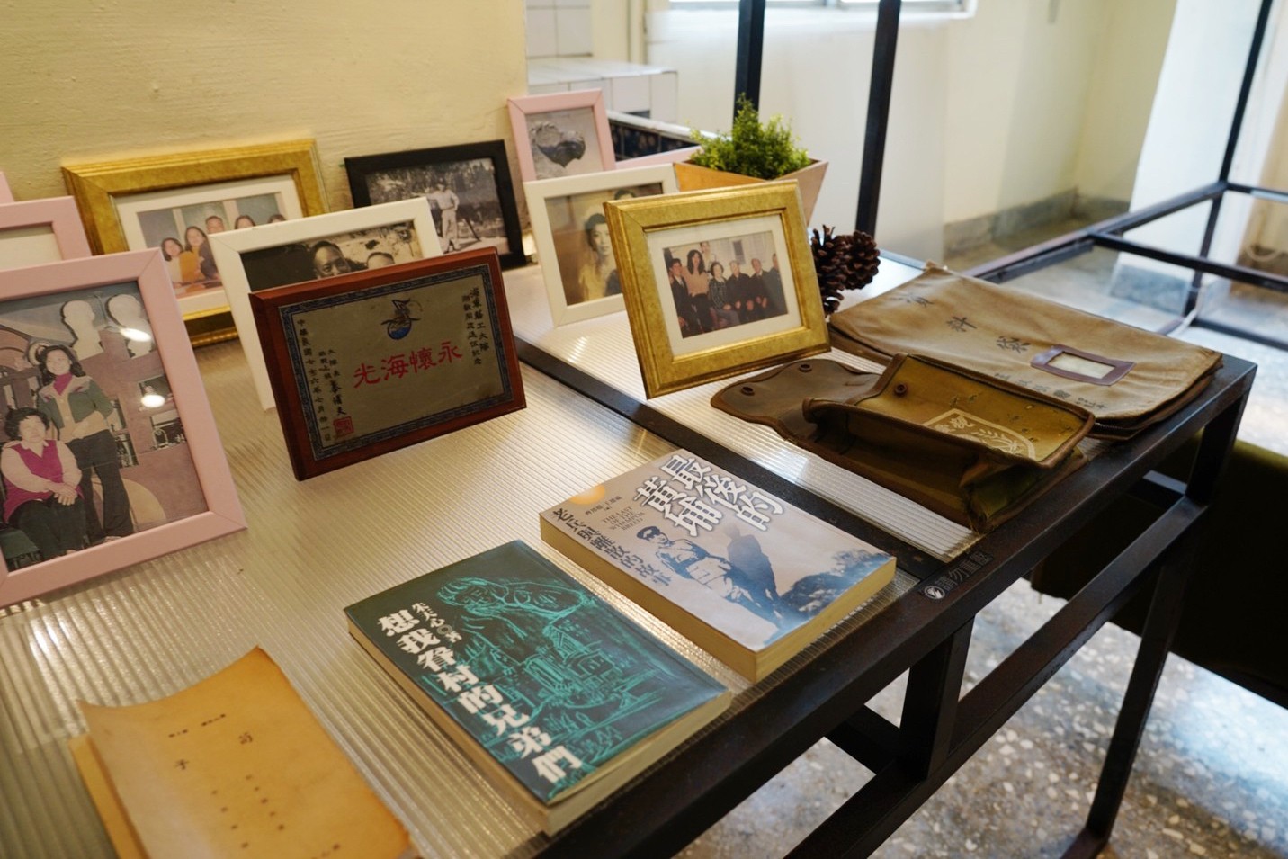 2D奇幻眷村,2D拍照景,免費景點,博物館,將軍樓旁的休憩小屋,拍照點,新北景點,空軍三重一村,親子遊 2D奇幻眷村,2D拍照景,免費景點,博物館,將軍樓旁的休憩小屋,拍照點,新北景點,空軍三重一村,親子遊