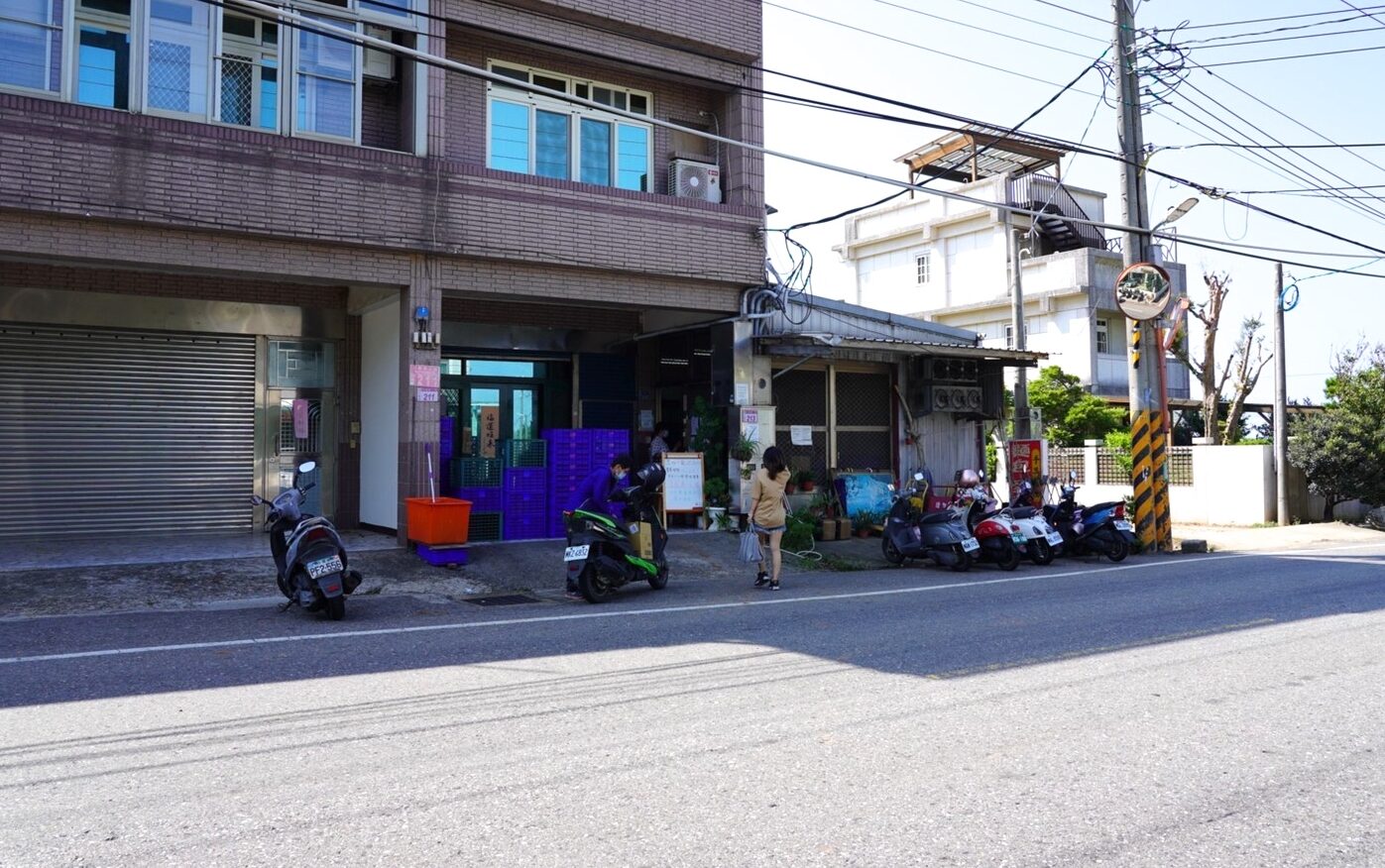 人人麵包專業烘焙,中壢美食,批發餐包,牛排館餐包,爆漿餐包,奶油餐包,小餐包,早餐,麵包,老字號,烘焙坊,桃園批發