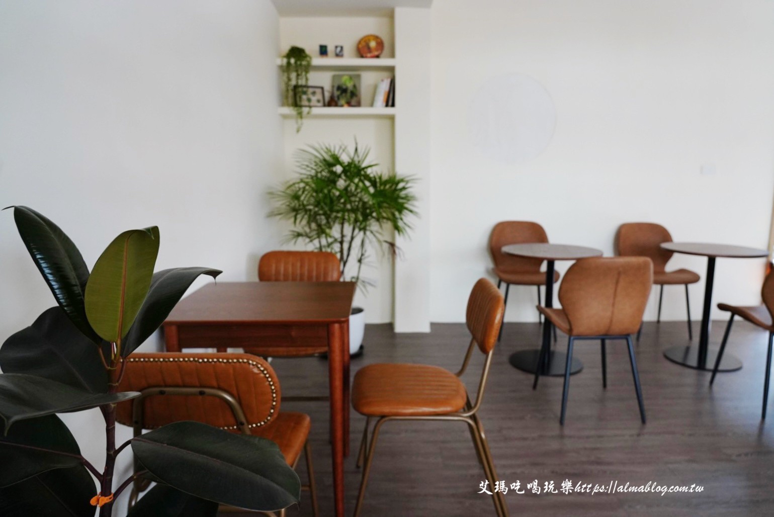武威堂咖啡,桃園美食,天井,咖啡館,提拉米蘇,咖啡,中壢咖啡,平鎮咖啡