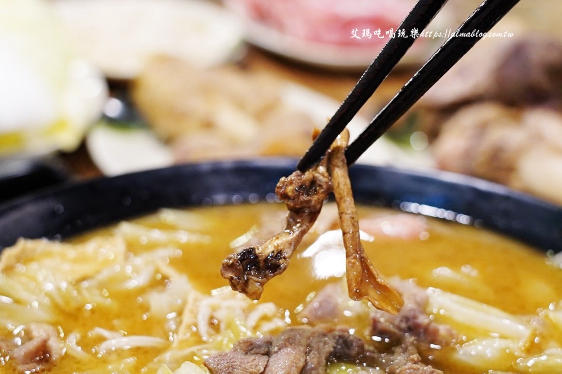 山羊城全羊館羊肉爐,羊肉爐,薑母鴨,泡菜鍋,三重美食,新北美食,山羊城,全羊館,台灣小吃,鍋物,羊三層肉,山羊城羊肉爐 山羊城全羊館羊肉爐,羊肉爐,薑母鴨,泡菜鍋,三重美食,新北美食,山羊城,全羊館,台灣小吃,鍋物,羊三層肉,山羊城羊肉爐
