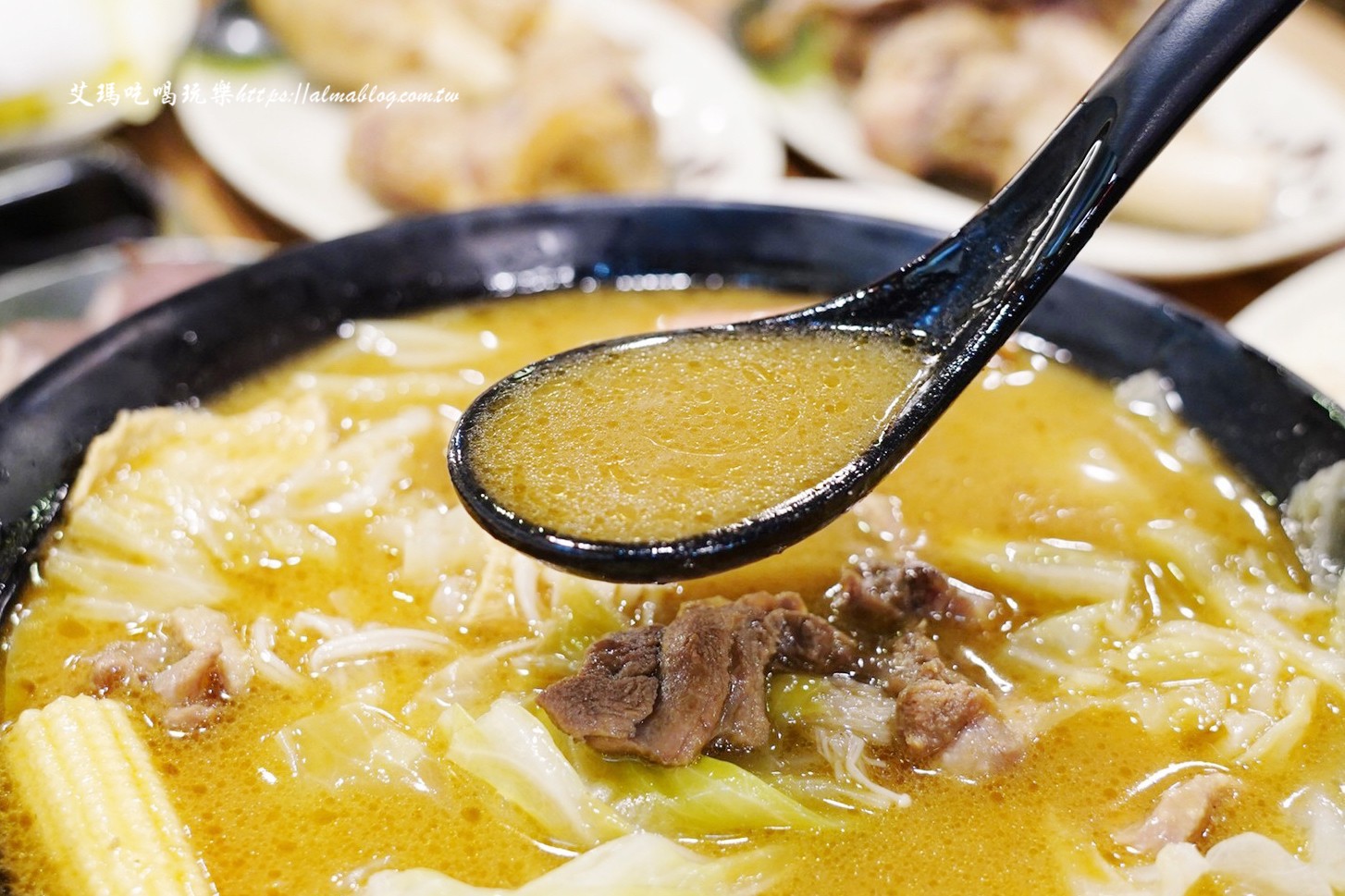山羊城全羊館羊肉爐,羊肉爐,薑母鴨,泡菜鍋,三重美食,新北美食,山羊城,全羊館,台灣小吃,鍋物,羊三層肉,山羊城羊肉爐 山羊城全羊館羊肉爐,羊肉爐,薑母鴨,泡菜鍋,三重美食,新北美食,山羊城,全羊館,台灣小吃,鍋物,羊三層肉,山羊城羊肉爐