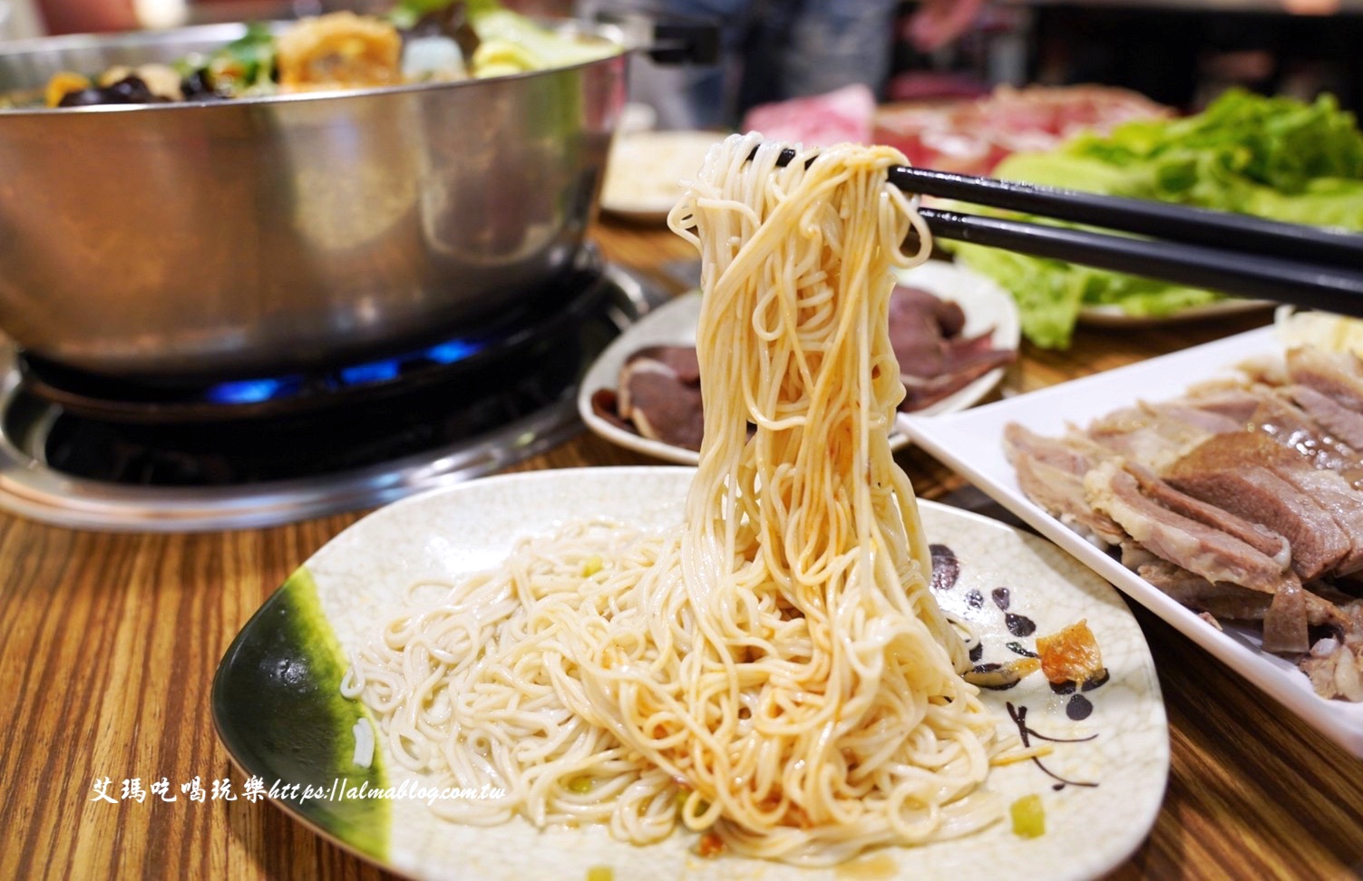 山羊城全羊館羊肉爐,羊肉爐,薑母鴨,泡菜鍋,三重美食,新北美食,山羊城,全羊館,台灣小吃,鍋物,羊三層肉,山羊城羊肉爐 山羊城全羊館羊肉爐,羊肉爐,薑母鴨,泡菜鍋,三重美食,新北美食,山羊城,全羊館,台灣小吃,鍋物,羊三層肉,山羊城羊肉爐