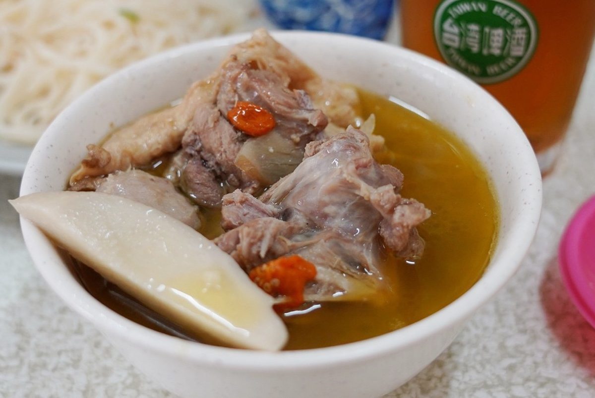 曾家薑母鴨