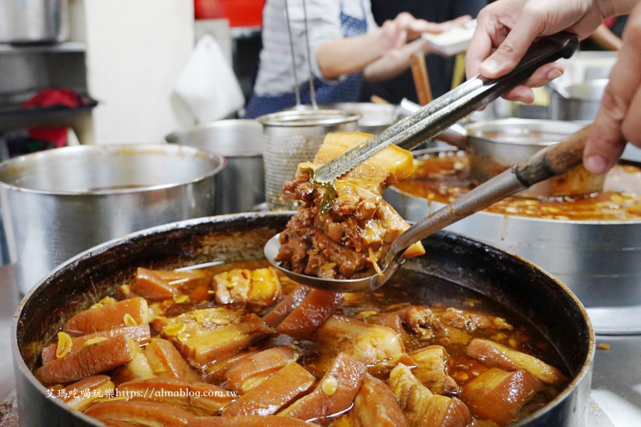 台灣小吃,台中美食，后里美食, 便當,雞腿飯,豬腳,鄭爌肉飯,控肉飯,