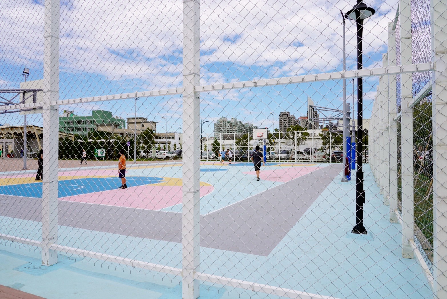 台中景點,免費景點,公園,台中公園,馬卡龍公園,溜滑梯